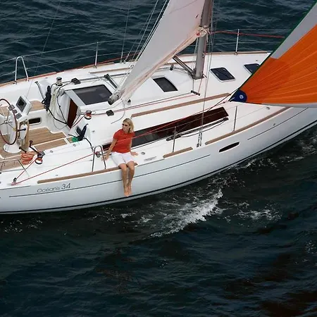 Ботель Boat In Komolac